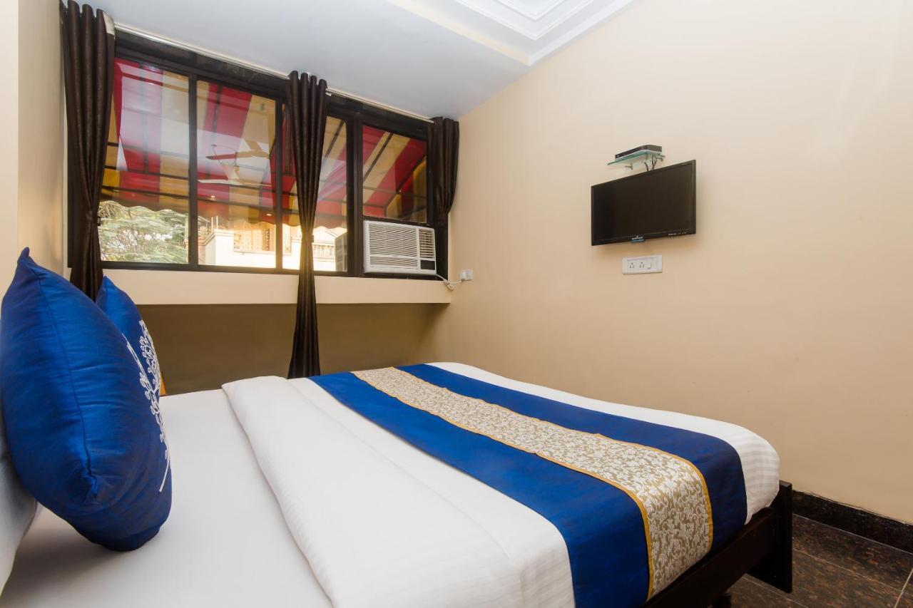 Hotel Shubham 판벨 외부 사진